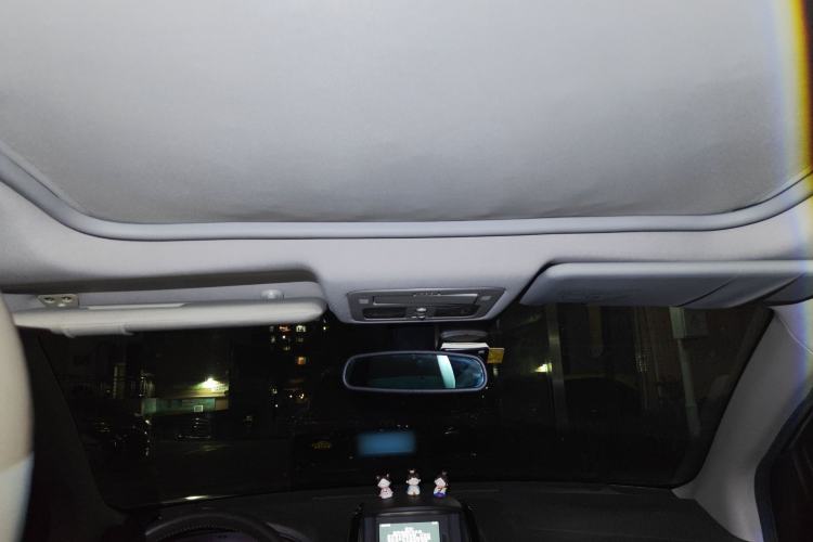 Used Renault Koleos 2012 2.5L 4x4 Comfort Edition with Navigation Headliner
