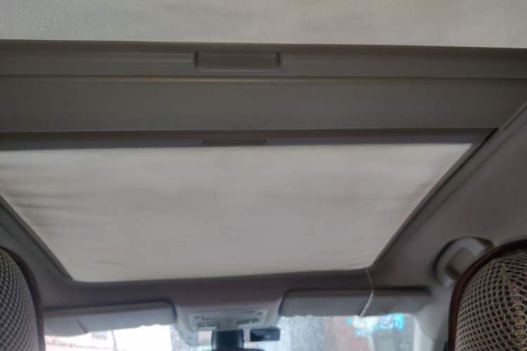 Used Renault Koleos 2012 2.5L Two-Wheel Drive Comfort Edition with Navigation Headliner