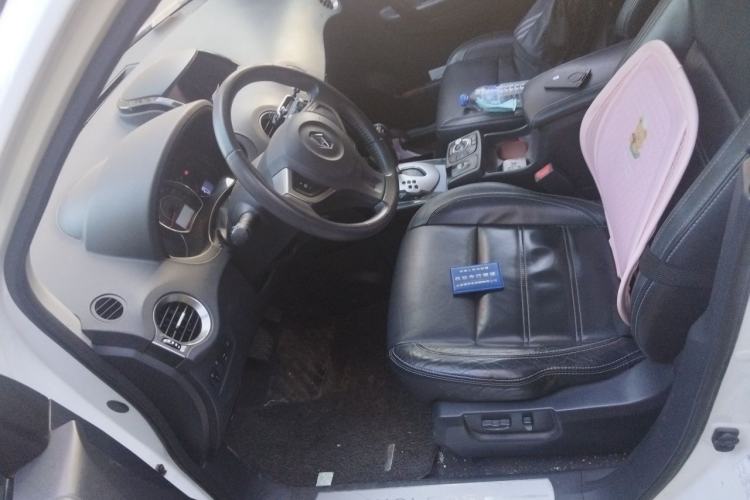 Used Renault Koleos 2012 2.5L 4x4 Comfort Edition with Navigation Left Front Seat