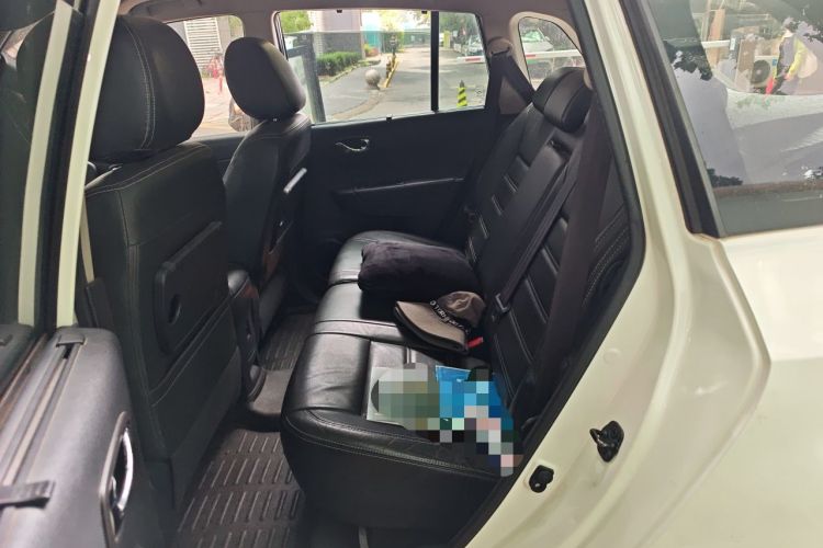 Used Renault Koleos 2012 2.5L 4x4 Comfort Edition with Navigation Left Rear Seat