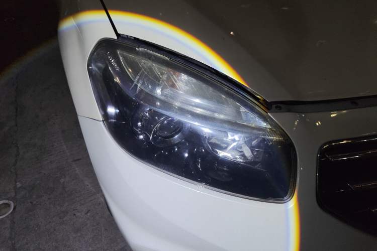 Used Renault Koleos 2012 2.5L 4x4 Comfort Edition with Navigation Right Front Headlight