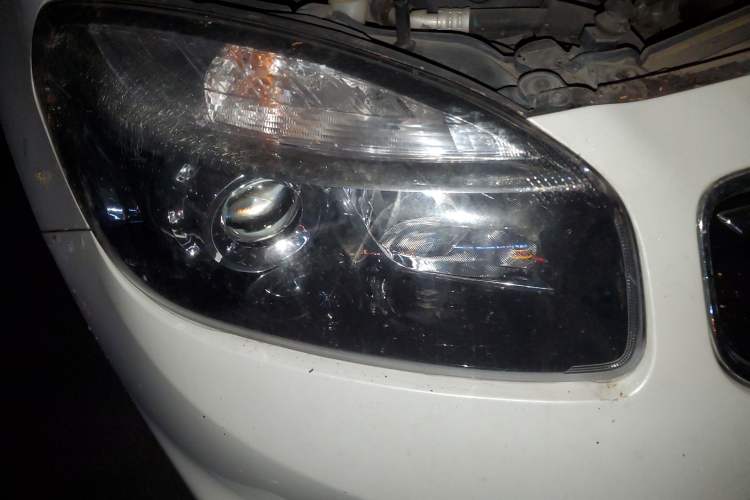 Used Renault Koleos 2012 2.5L Two-Wheel Drive Comfort Edition with Navigation Right Front Headlight