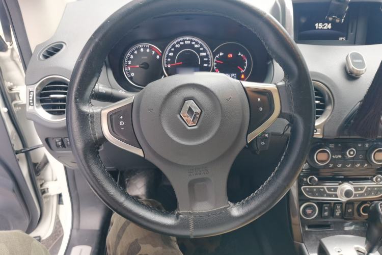 Used Renault Koleos 2012 2.5L 4x4 Comfort Edition with Navigation Steering Wheel
