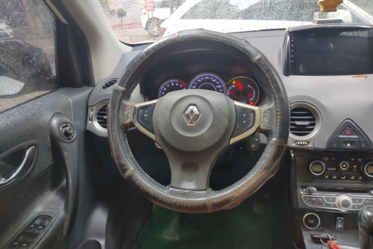 Used Renault Koleos 2012 2.5L Two-Wheel Drive Comfort Edition with Navigation Steering Wheel