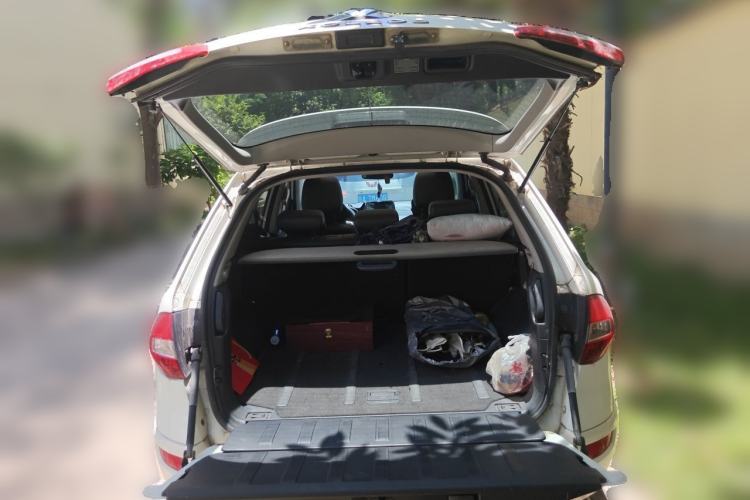 Used Renault Koleos 2012 2.5 Two-Wheel Drive Urban Edition Trunk