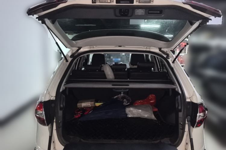 Used Renault Koleos 2012 2.5L Two-Wheel Drive Comfort Edition with Navigation Trunk