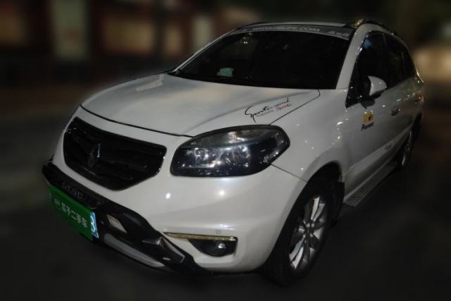 Gebrauchter Renault Koleos 2012 2.5L 4x4 Comfort Edition with Navigation