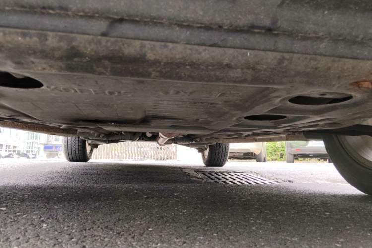 Used Renault Koleos 2012 2.5L 4x4 Luxury Navigation Edition Chassis Front