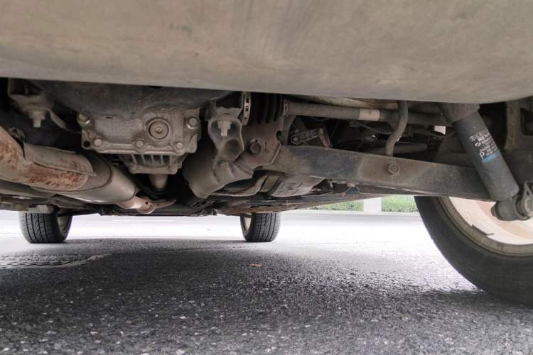 Used Renault Koleos 2012 2.5L 4x4 Luxury Navigation Edition Chassis Rear