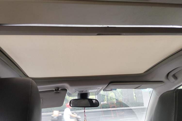 Used Renault Koleos 2012 2.5L 4x4 Luxury Navigation Edition Headliner