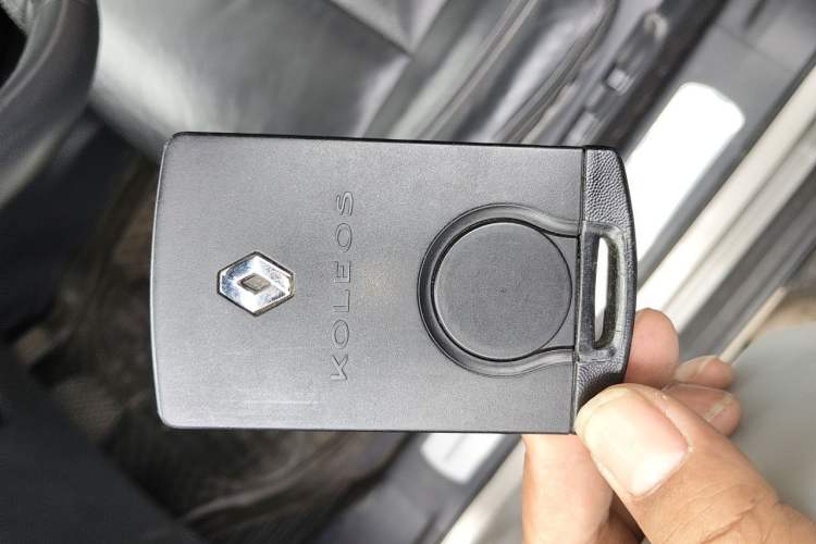 Used Renault Koleos 2012 2.5L 4x4 Luxury Navigation Edition Vehicle Key