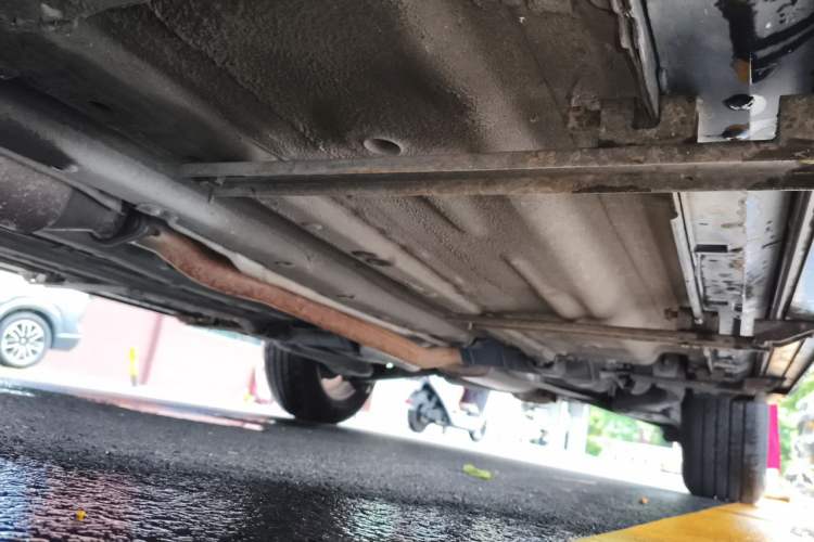 Used Renault Koleos 2013 2.5L Two-Wheel-Drive Urban Edition Chassis Front Left