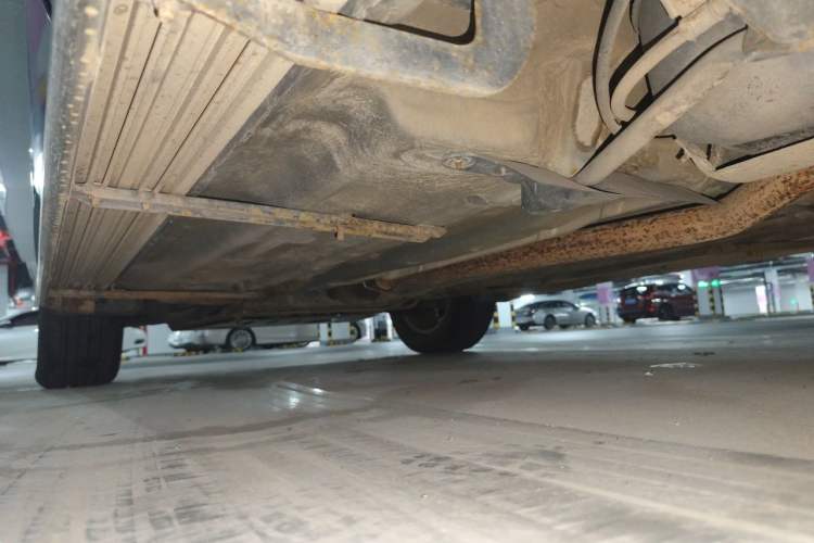 Used Renault Koleos 2013 2.5L 4x4 Comfort Edition Chassis Rear Left