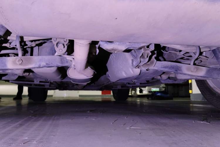 Used Renault Koleos 2013 2.5L Two-Wheel Drive Comfort Edition Chassis Rear