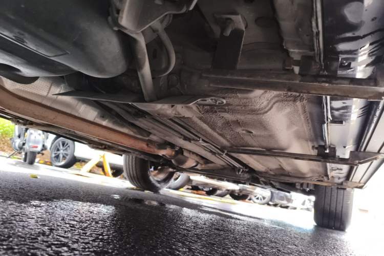 Used Renault Koleos 2013 2.5L Two-Wheel-Drive Urban Edition Chassis Rear Right