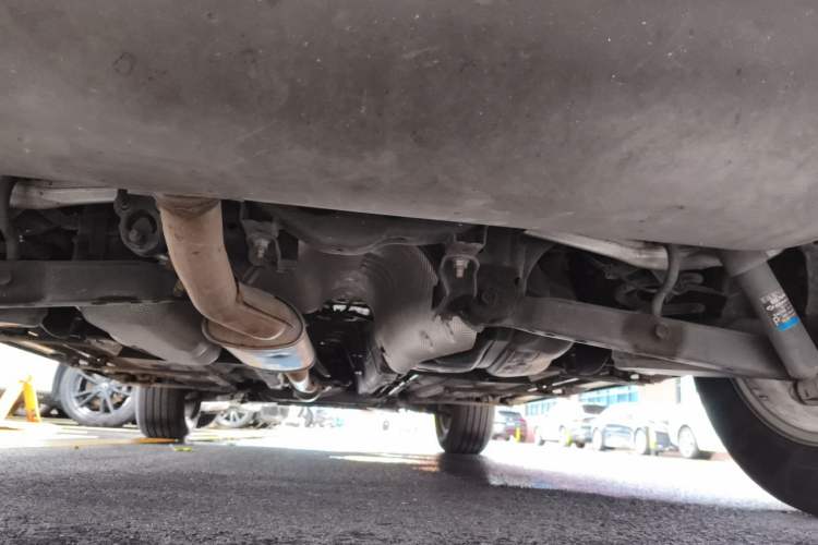Used Renault Koleos 2013 2.5L Two-Wheel-Drive Urban Edition Chassis Rear