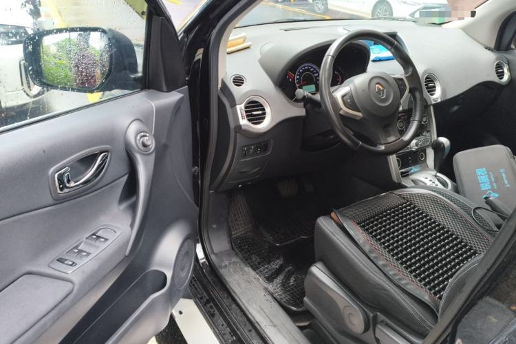 Used Renault Koleos 2013 2.5L Two-Wheel-Drive Urban Edition Driver Seat
