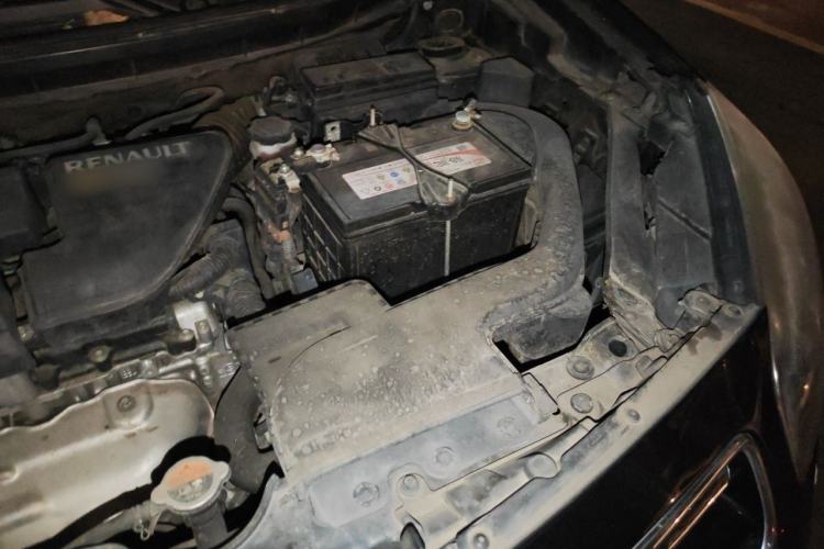 Used Renault Koleos 2013 2.5L Two-Wheel Drive Comfort Edition Engine Bay Left