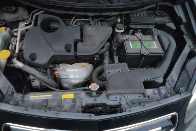Used Renault Koleos 2013 2.5L Two-Wheel-Drive Urban Edition Engine Bay