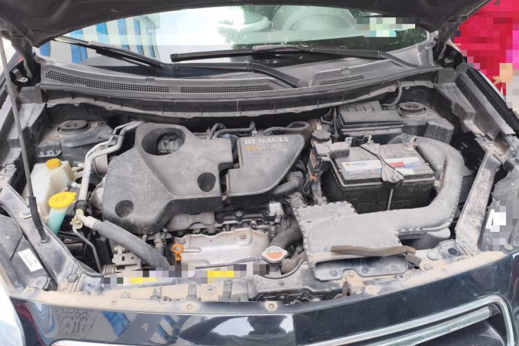 Used Renault Koleos 2013 2.5L Two-Wheel-Drive Urban Edition Engine Bay