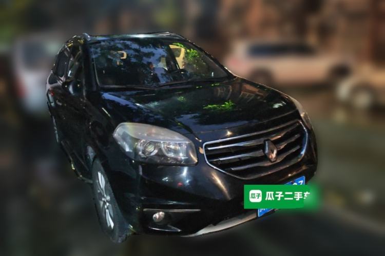 Used Renault Koleos 2013 2.5L Two-Wheel Drive Comfort Edition Front Right 45 Deg