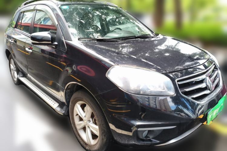 Used Renault Koleos 2013 2.5L Two-Wheel-Drive Urban Edition Front Right 45 Deg