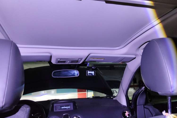 Used Renault Koleos 2013 2.5L Two-Wheel Drive Comfort Edition Headliner