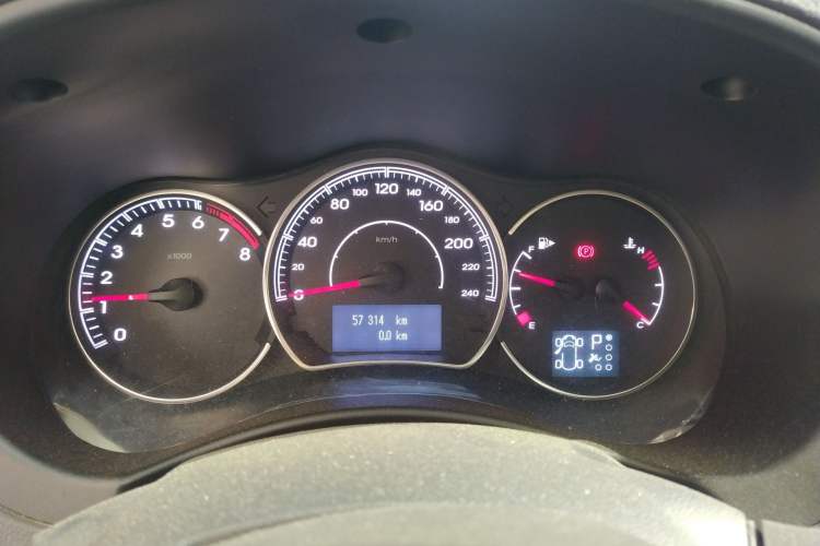 Used Renault Koleos 2013 2.5L 4x4 Urban Edition Instrument Cluster