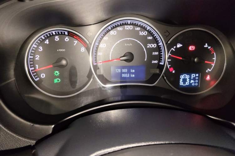 Used Renault Koleos 2013 2.5L Two-Wheel Drive Comfort Edition Instrument Cluster