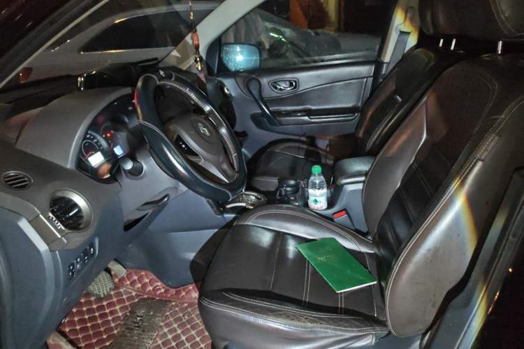 Used Renault Koleos 2013 2.5L Two-Wheel Drive Comfort Edition Left Front Seat