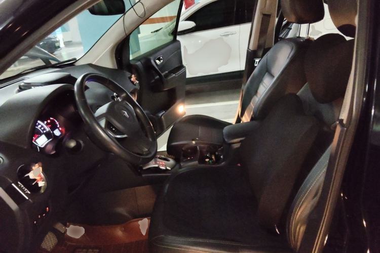 Used Renault Koleos 2013 2.5L Two-Wheel Drive Comfort Edition Left Front Seat