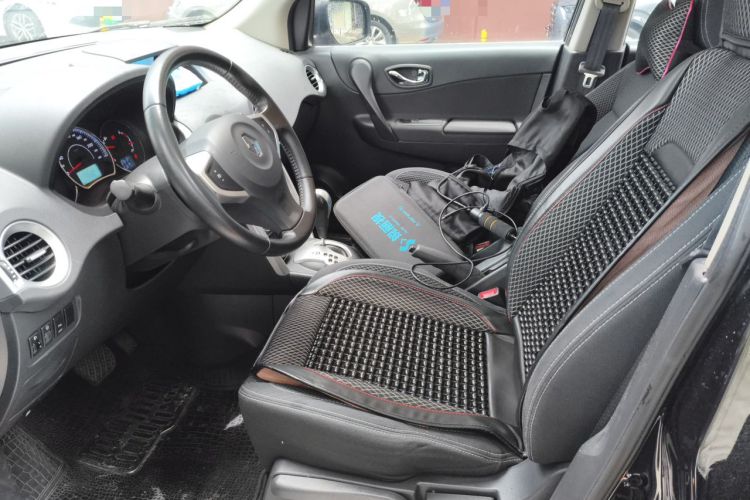 Used Renault Koleos 2013 2.5L Two-Wheel-Drive Urban Edition Left Front Seat