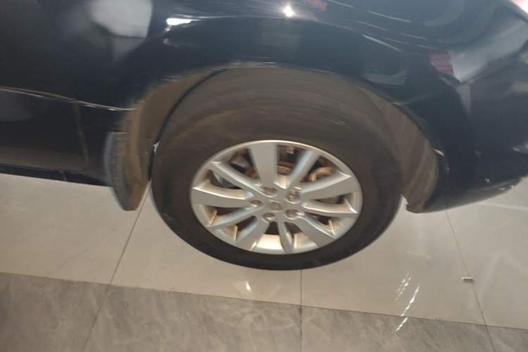 Used Renault Koleos 2013 2.5L Two-Wheel Drive Comfort Edition Right Front Wheel Hub