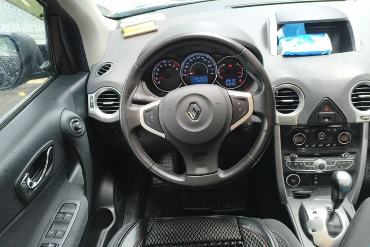 Used Renault Koleos 2013 2.5L Two-Wheel-Drive Urban Edition Steering Wheel
