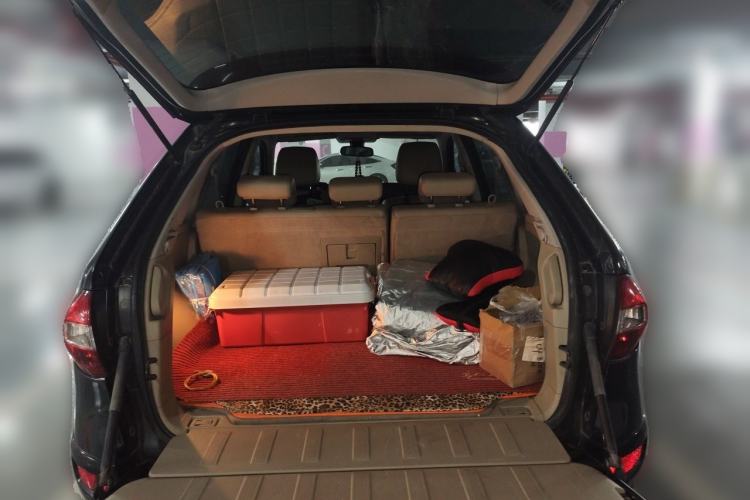 Used Renault Koleos 2013 2.5L 4x4 Comfort Edition Trunk