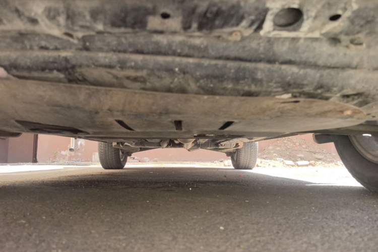 Used Renault Koleos 2013 2.5L 4x4 Comfort Edition Chassis Front
