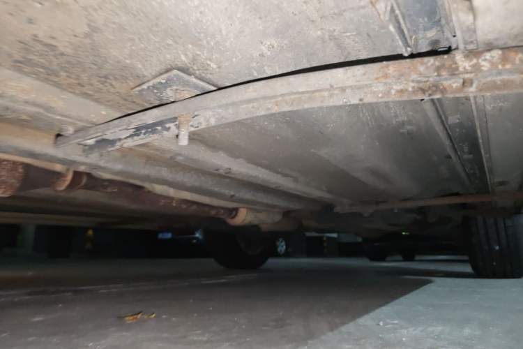 Used Renault Koleos 2013 2.5L Two-Wheel Drive Comfort Edition Chassis Front Left