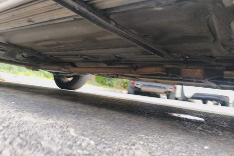 Used Renault Koleos 2013 2.5L 4x4 Comfort Edition Chassis Front Right