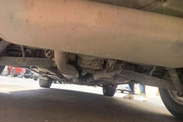 Used Renault Koleos 2013 2.5L 4x4 Comfort Edition Chassis Rear