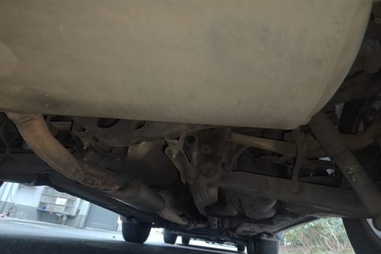 Used Renault Koleos 2013 2.5L Two-Wheel Drive Comfort Edition Chassis Rear
