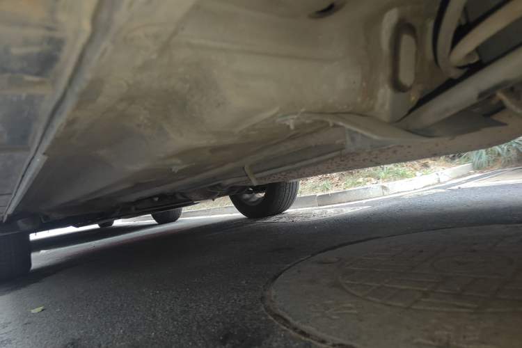Used Renault Koleos 2013 2.5L Two-Wheel Drive Comfort Edition Chassis Rear Left