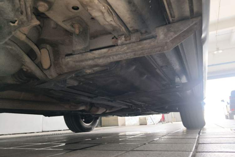 Used Renault Koleos 2013 2.5L 4x4 Comfort Edition Chassis Rear Right
