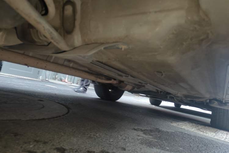 Used Renault Koleos 2013 2.5L Two-Wheel Drive Comfort Edition Chassis Rear Right