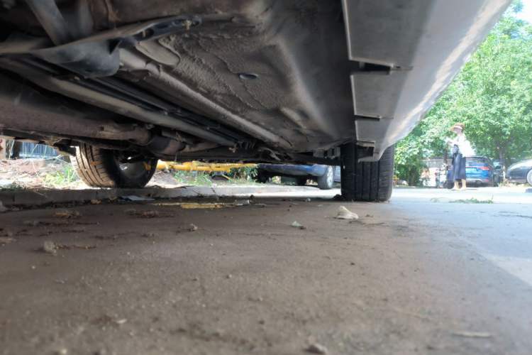 Used Renault Koleos 2013 2.5L Two-Wheel Drive Comfort Edition Chassis Rear Right