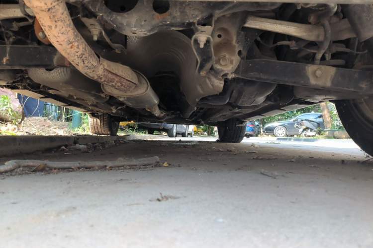 Used Renault Koleos 2013 2.5L Two-Wheel Drive Comfort Edition Chassis Rear