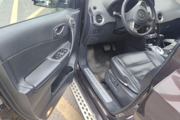 Used Renault Koleos 2013 2.5L 4x4 Comfort Edition Driver Seat
