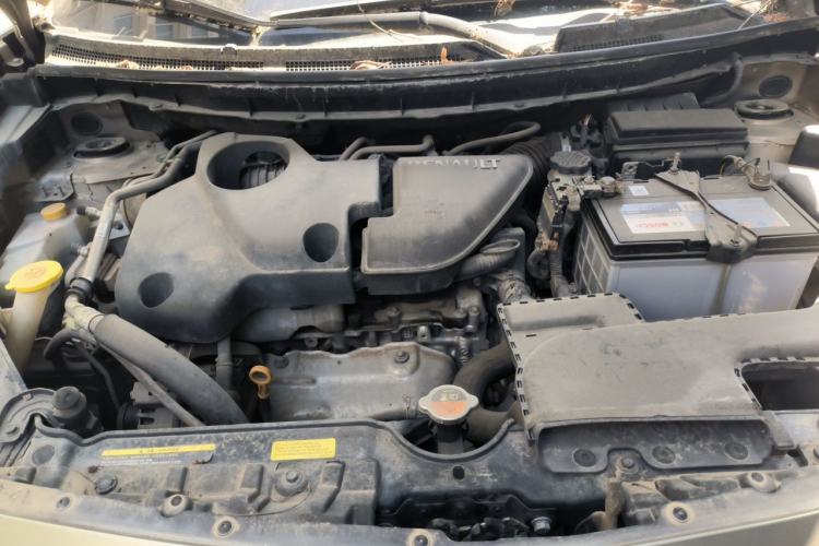 Used Renault Koleos 2013 2.5L Two-Wheel Drive Comfort Edition Engine Bay