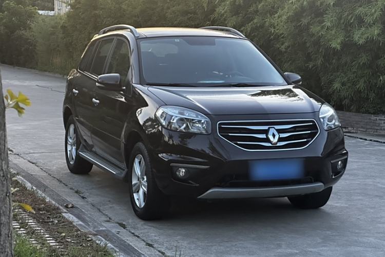 Used Renault Koleos 2013 2.5L Two-Wheel-Drive Urban Edition Exterior 2