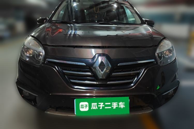 Used Renault Koleos 2013 2.5L Two-Wheel Drive Luxury Navigation Edition Front