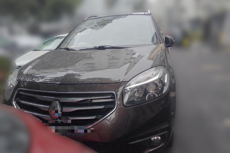 Used Renault Koleos 2013 2.5L Two-Wheel Drive Comfort Edition Front